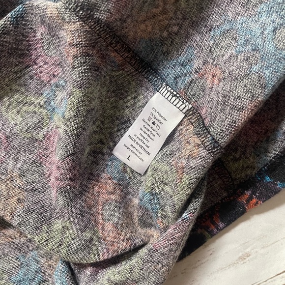 Two Lularoe cardigans - Picture 2 of 7